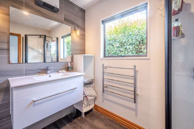 17 Penlington Place Akaroa_14