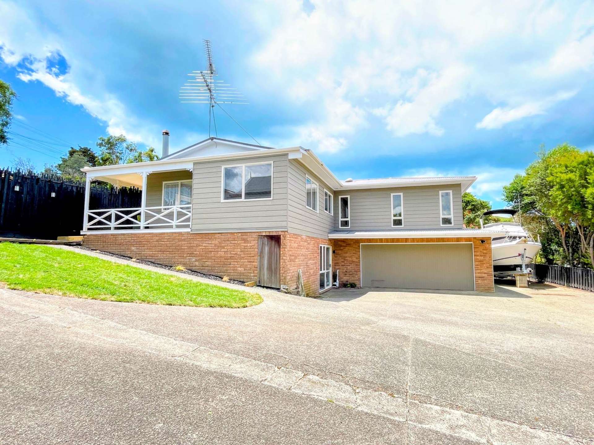 74 Carlton Crescent Maraetai_0