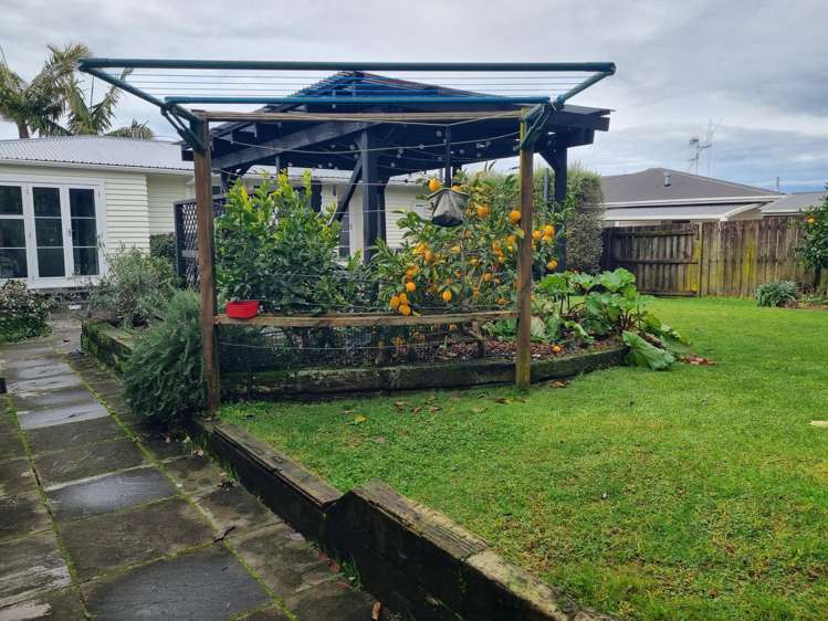 10 Bristol Avenue Brookfield_27