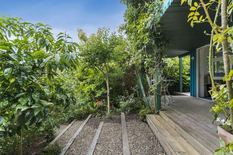 2/38 Aeroview Drive Beach Haven_21