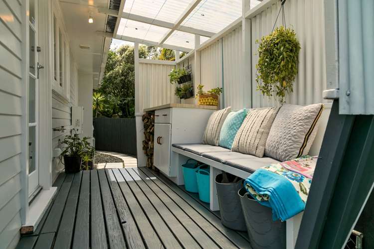 9 Devon Street Te Atatu South_17