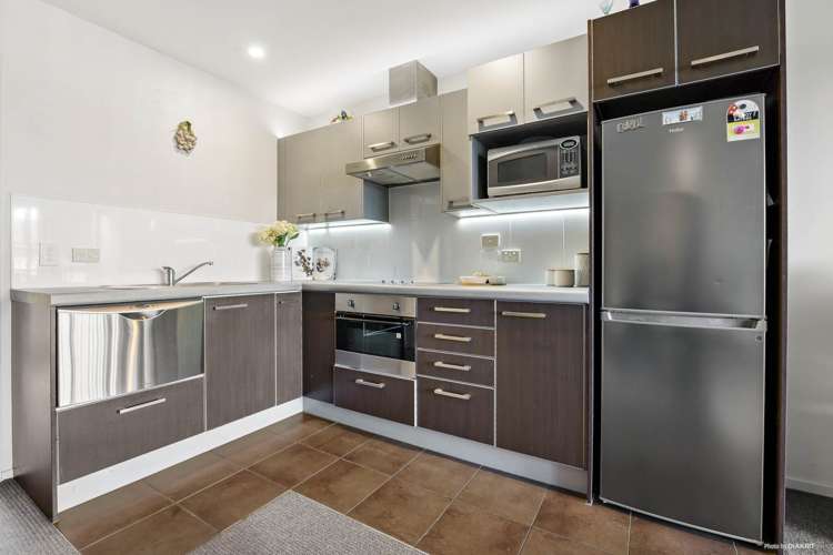 92c Michael Jones Drive Flat Bush_1