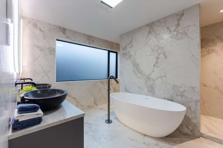 17 Humenga Place Long Bay_28