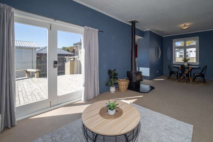 8 Alford Forest Road Allenton_10