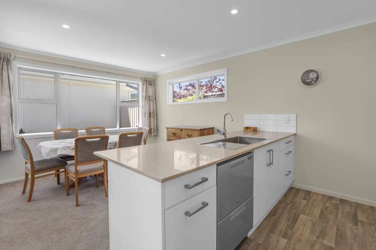 5 Mazzola Way Avalon_5