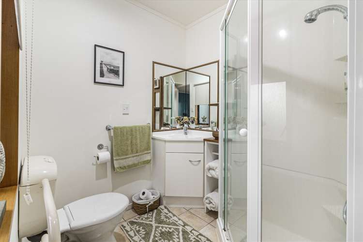 69 Milan Drive Glen Eden_14