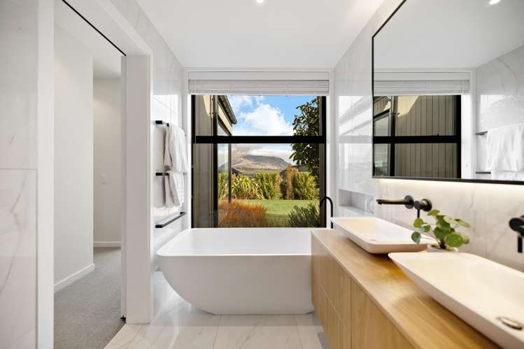 1 Wanderer Lane Jacks Point_7