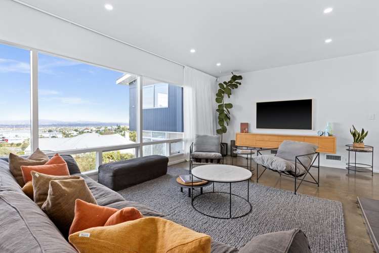 2 Cobden Road Bluff Hill_8