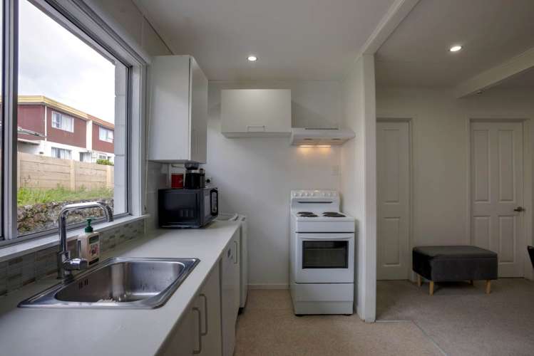 3/80 West Coast Road Glen Eden_3