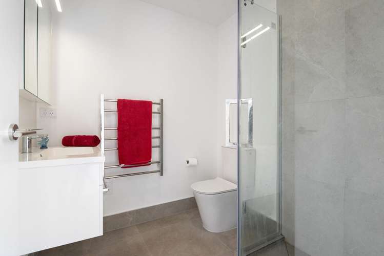 12 Mahinga Kai Way Belmont_13