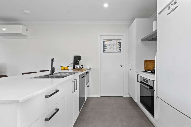3/54 Wellington Street 1074_5