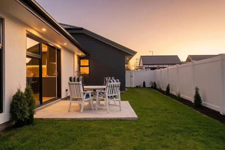 35 McCaw Road Lincoln_17