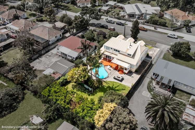 48 First Avenue Avenues_30