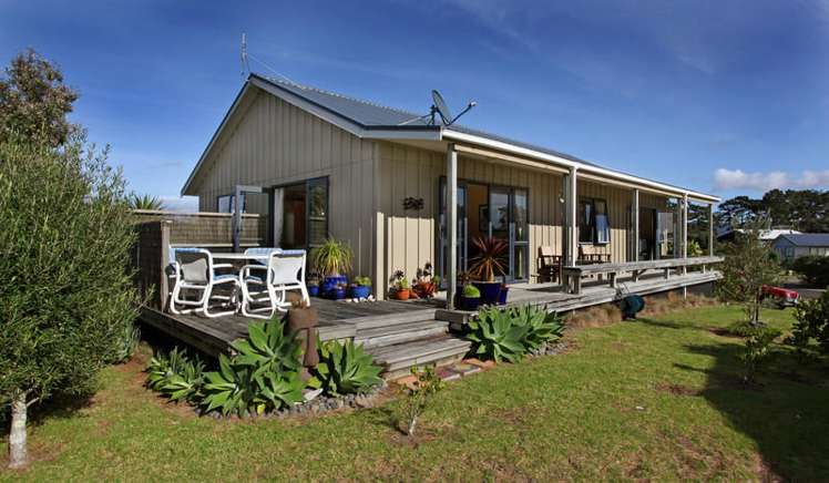 109 Kauri Crescent Matarangi_5