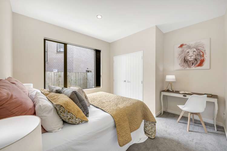 32 Helianthus Avenue Flat Bush_10