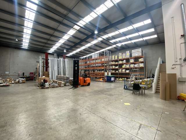Unit 2 | 57 Mclaughlins Road Wiri_1