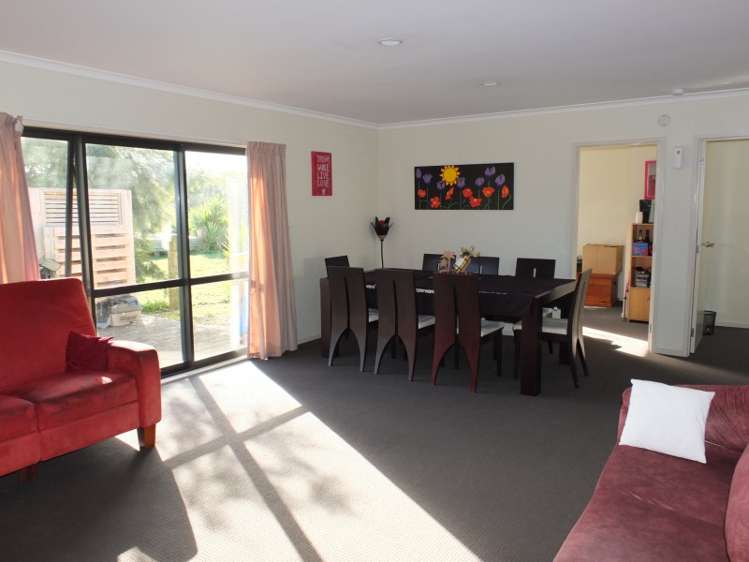 16 Brown Street Foxton_19