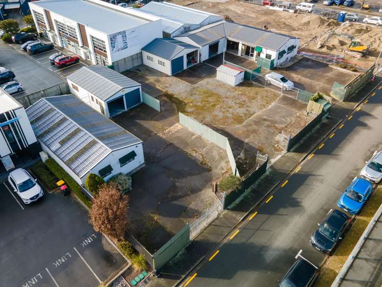 28, 30, 32 Lowe Street Addington_8