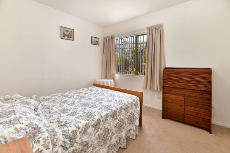 110 Lakeside Drive Orewa_14