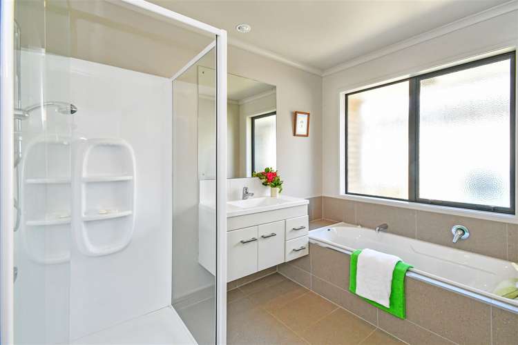 12 Fletcher Lane Patumahoe_8