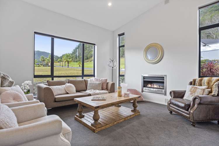 76 Pinehurst Drive Pauanui_2