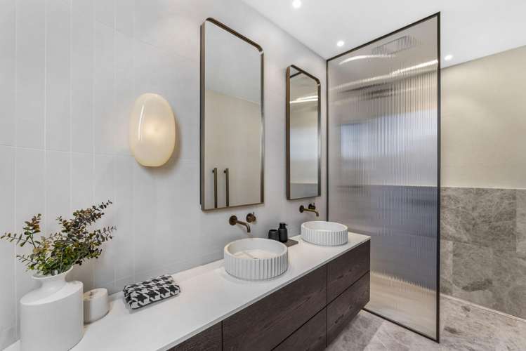 8 Hukanui Crescent Ponsonby_16