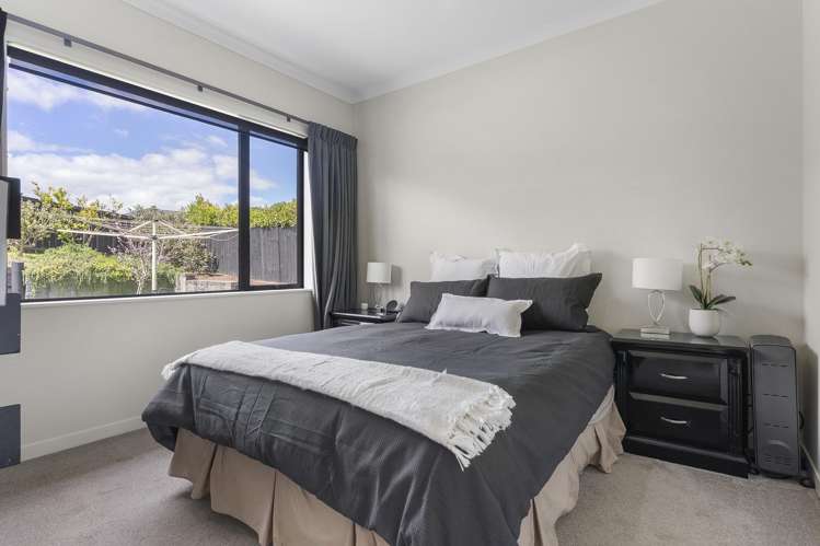 8 Keshvara Road Beachlands_16