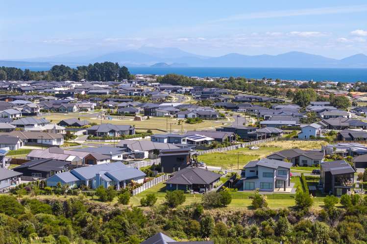 11 Tuhua Close Wharewaka_24