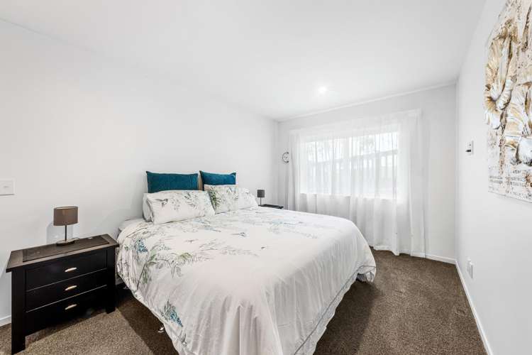 38 Pioneer Rise Silverdale_16