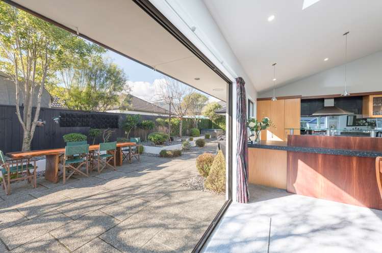 15 Antoine Grove Richmond_18