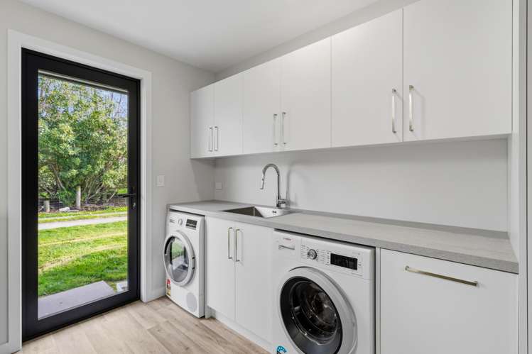 42 Arcadia Place Seaward Bush_21