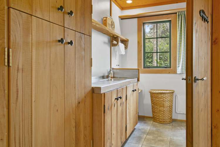 200 Mangaroa Street Tokaanu_20