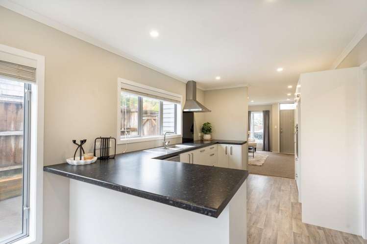 27B Southsea Crescent 1146_5