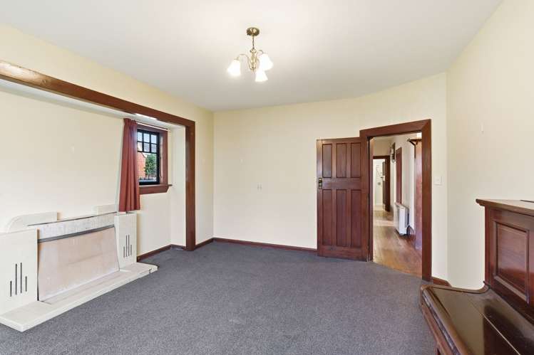 48 St Andrews Square Strowan_7