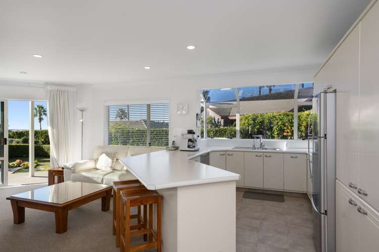 2/674L Ranginui Road_3