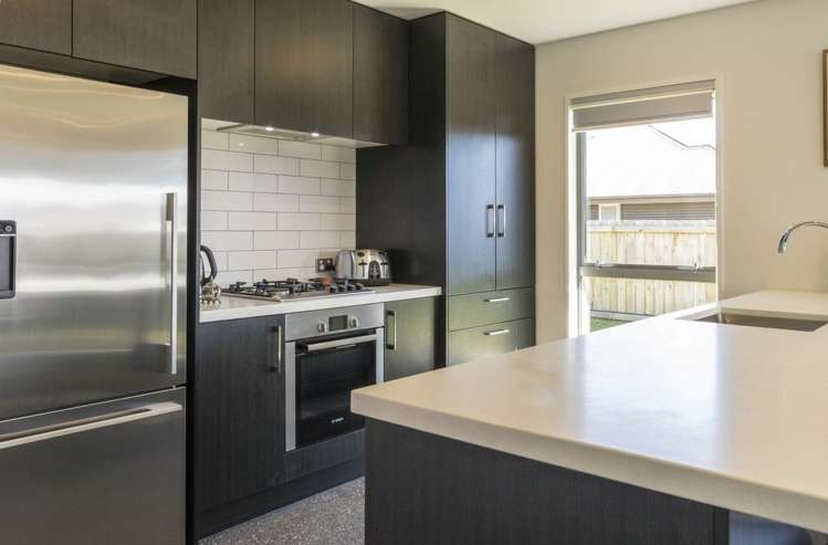 20 Quinnat Street Albert Town_5