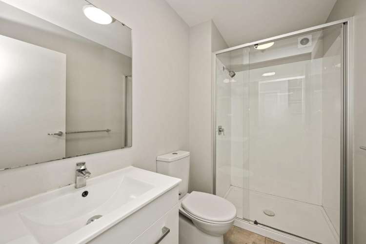 1/3 May Road Mangere East_5