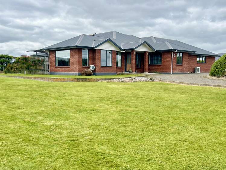 13 Yellowbluff Road Otautau_40