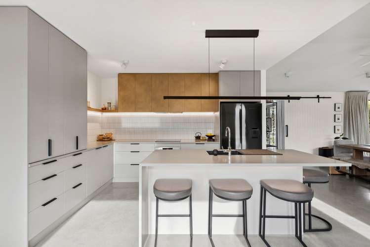 6 McDonald Street, Alpine Estate_5