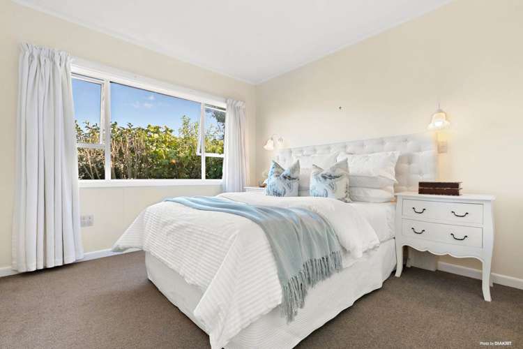 51 Parkhill Road Mellons Bay_6