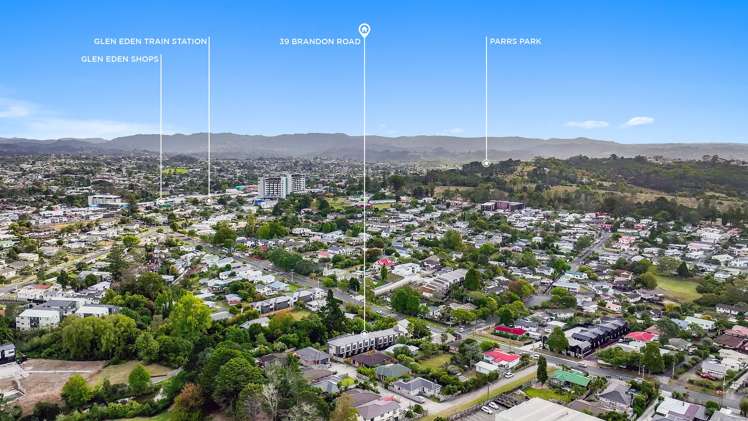 39 Brandon Road Glen Eden_15