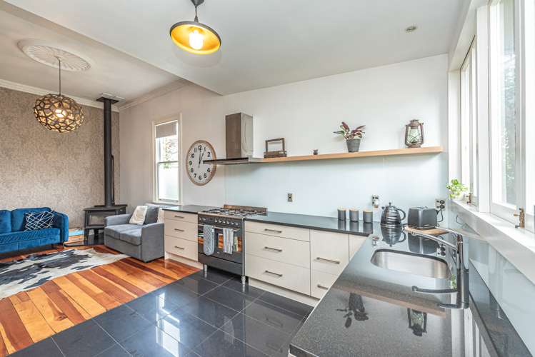 2 Watkin Street Tawhero_14