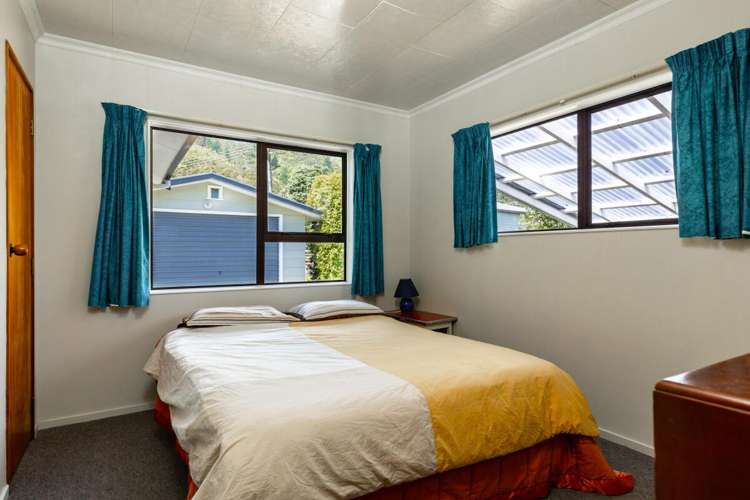 11 Okiwi Crescent Okiwi Bay_18