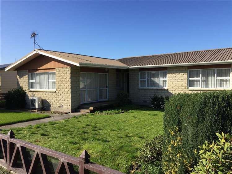 143 Great North Road Winton_11