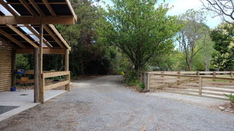 95 Barrett Road Riverhead_16