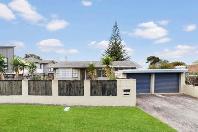 3 Beds House In Glenfield