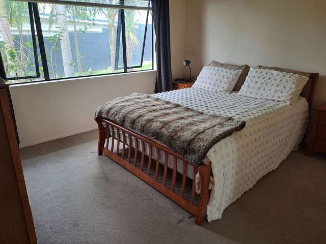 2/72 Coronation Road Hillcrest_2