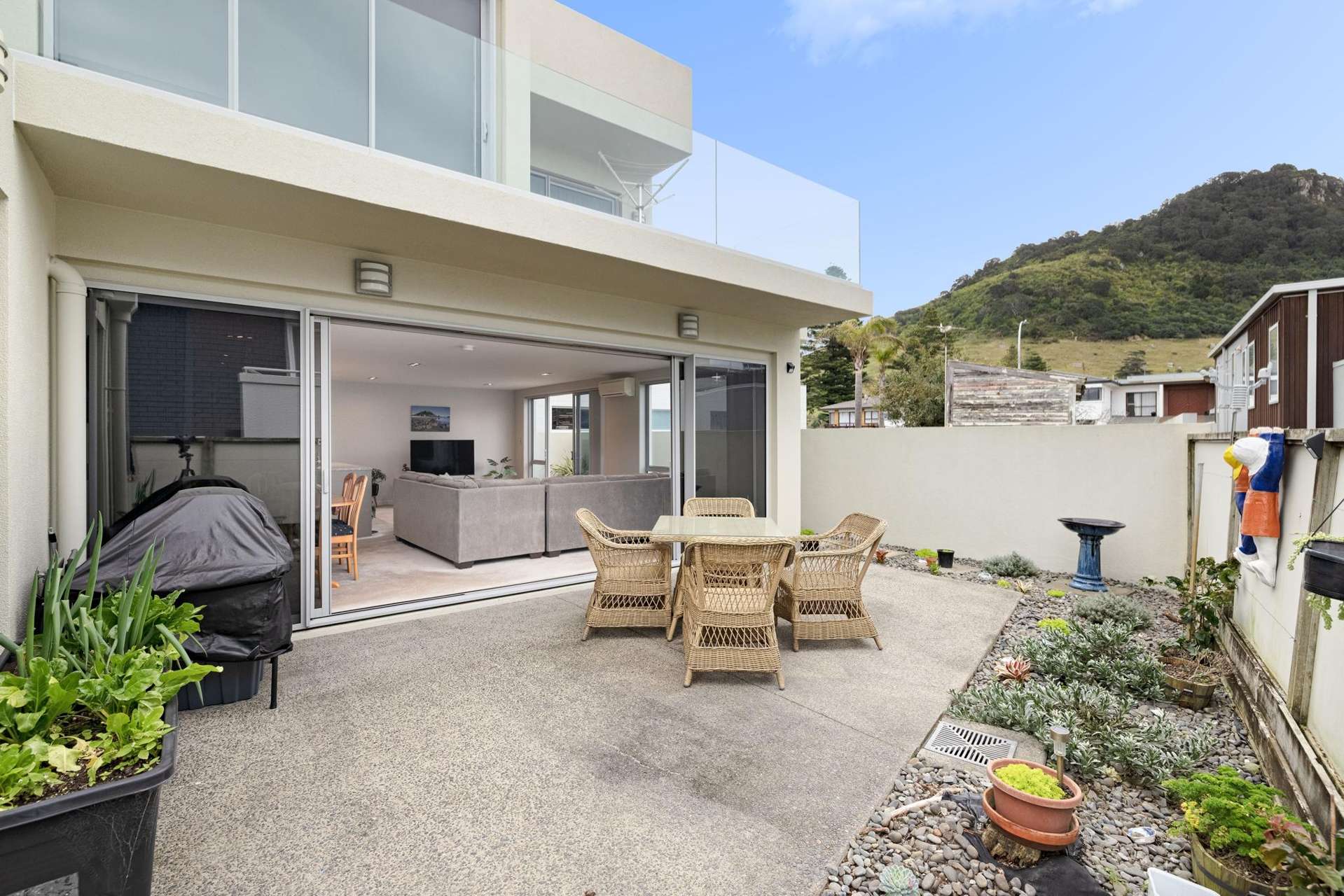 3/11 The Mall Mount Maunganui_0