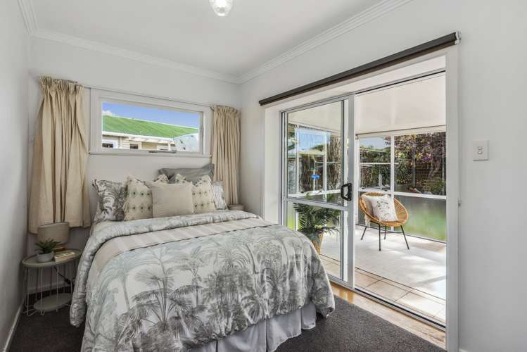 6 Walton Avenue Waikanae_14