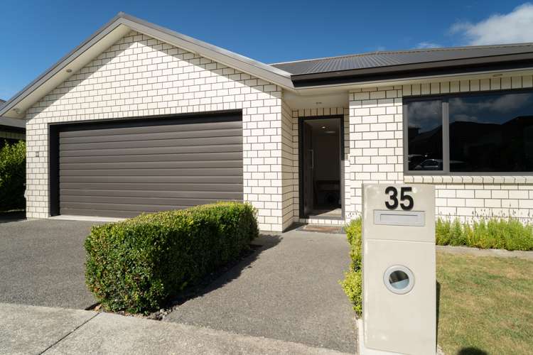 35 Trelawny Terrace Grenada Village_1